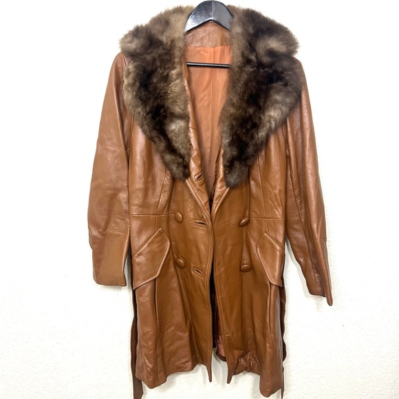 Vintage 70’s Cognac Leather Trench Coat Short Fur Collar Size 14 - Picture 14 of 15